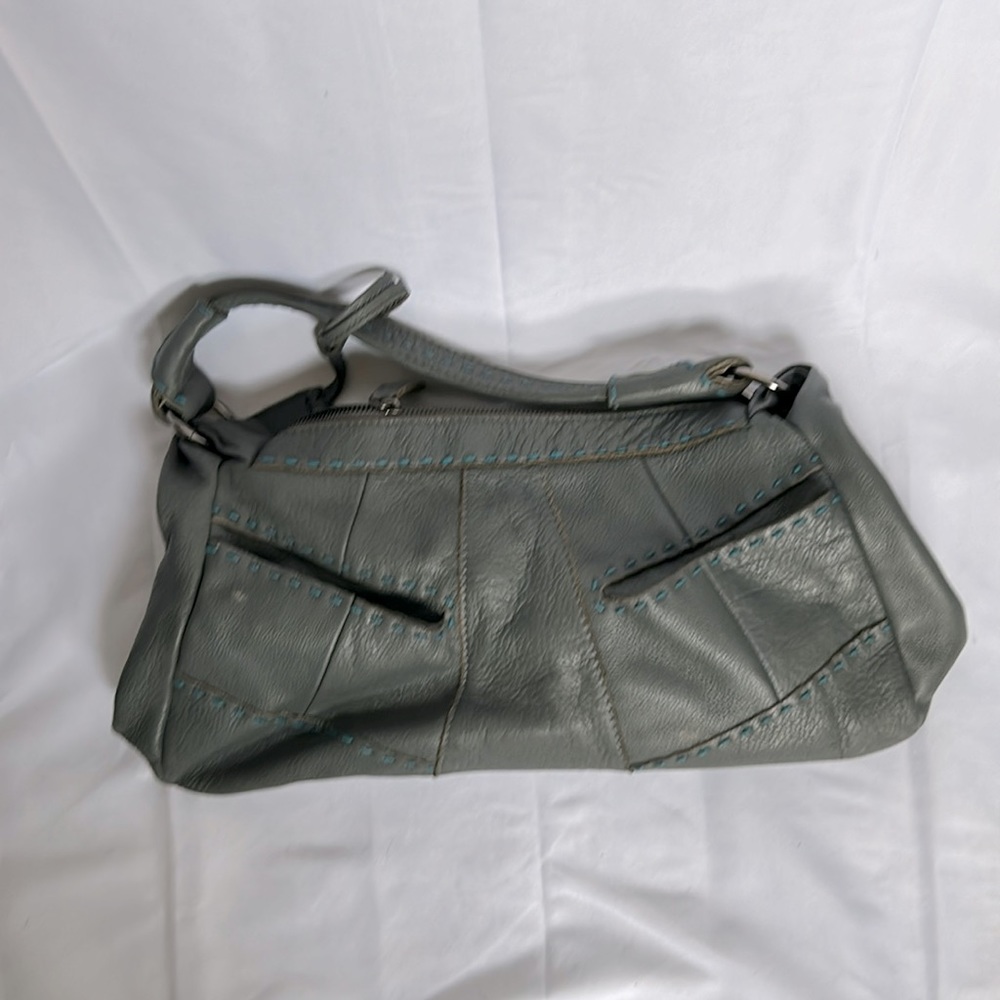 Joe’sJeans leather spring purse grey with aqua stitching